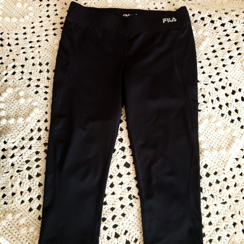 Fila Sport cropped workout leggings zipper pocket